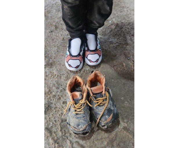 New shoes contrast with worn-out ones, symbolizing aid to working children, supported by ETH donations to help them return to school.